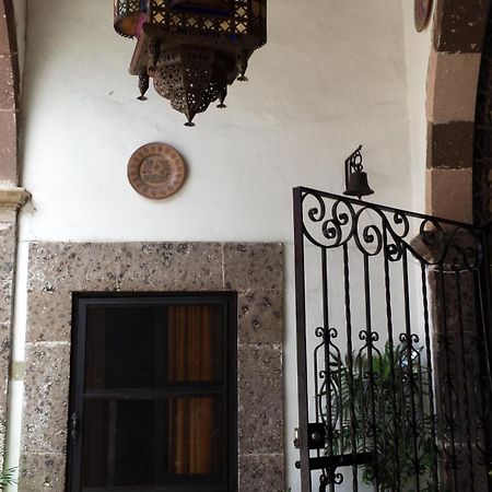 Casa Carmen Bed & Breakfast Сан Мигел де Аленде Екстериор снимка
